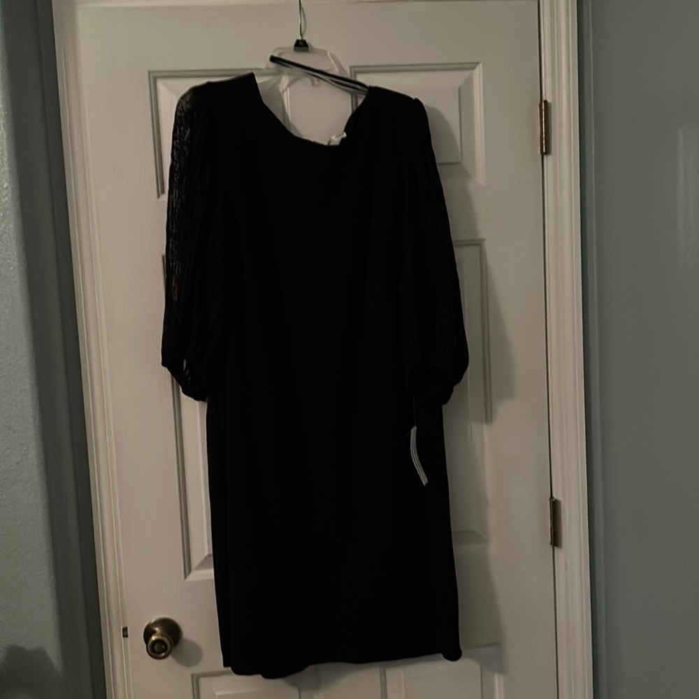 Navy blue women's dress.  20w.
